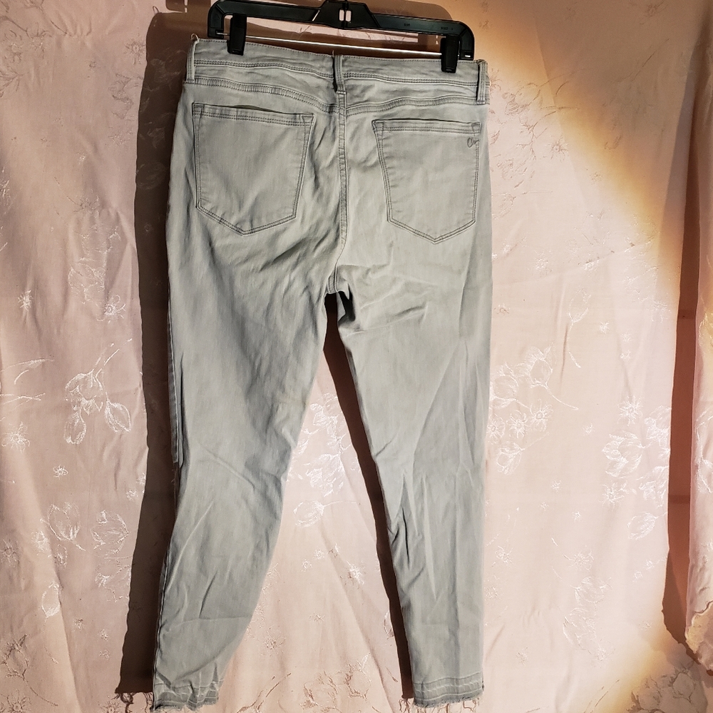 American Rag Ripped Skinny Jeans - Picture 4 of 4